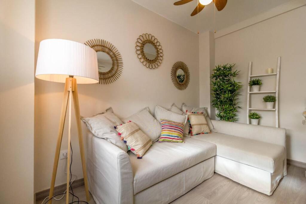 Cosy & Downtown Flat Valencia. Apartman Kültér fotó