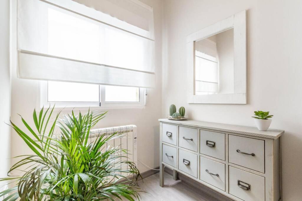 Cosy & Downtown Flat Valencia. Apartman Kültér fotó